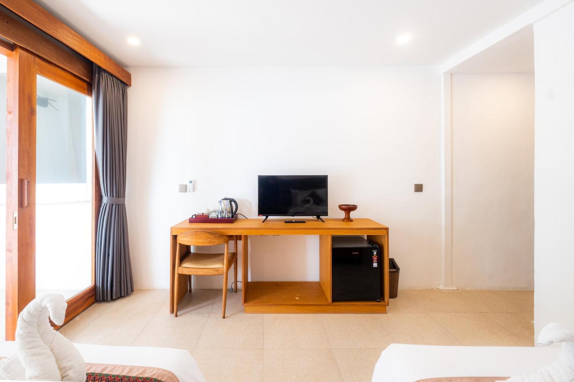 Amp Beach House Toyapakeh 客房 照片